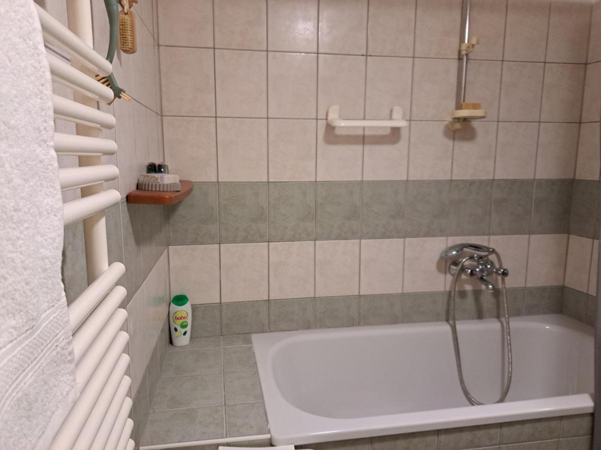 Rozsa Apartman Keszthely Eksteriør bilde