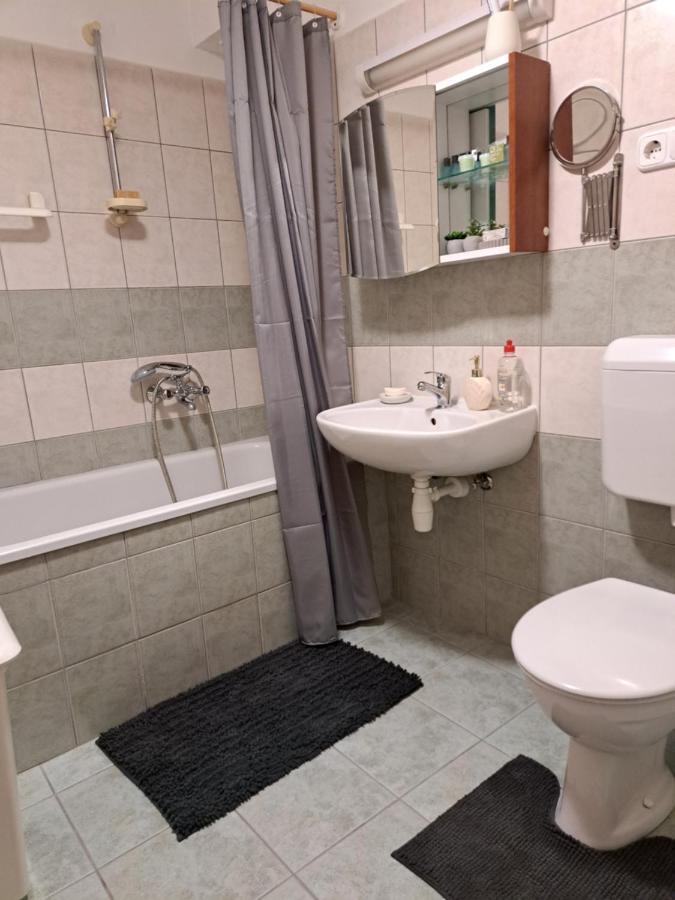Rozsa Apartman Keszthely Eksteriør bilde